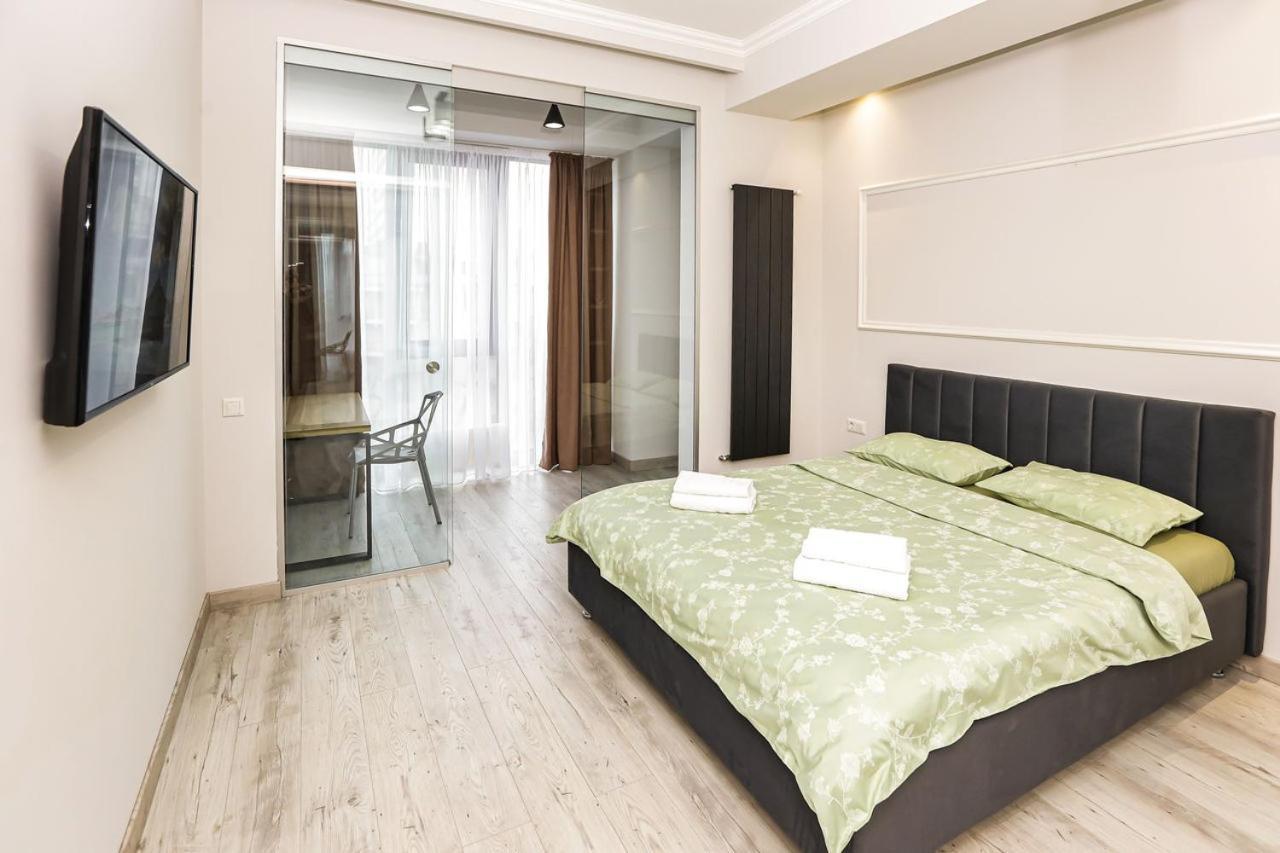 Апартаменти Sky House Premium Rent Кишинів Екстер'єр фото