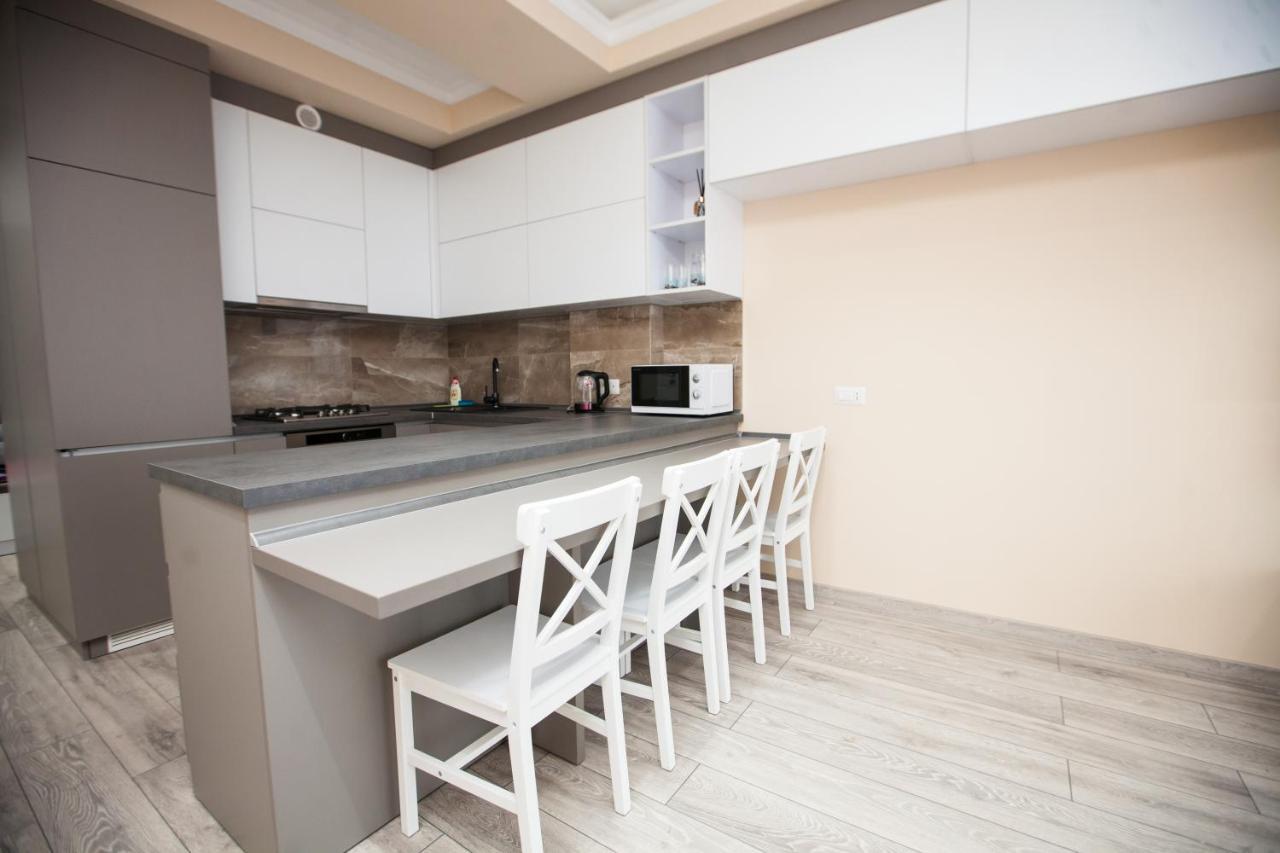 Апартаменти Sky House Premium Rent Кишинів Екстер'єр фото
